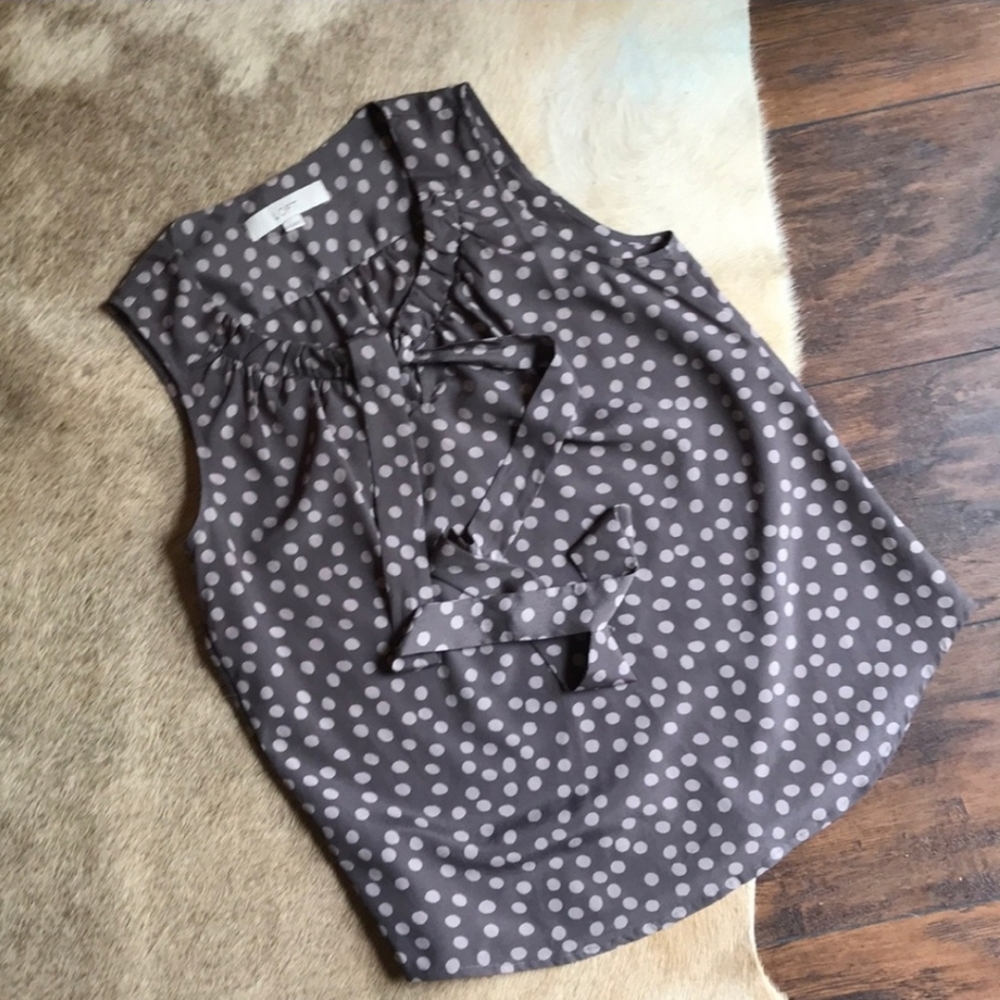 Loft grey polka dot sleeveless shell